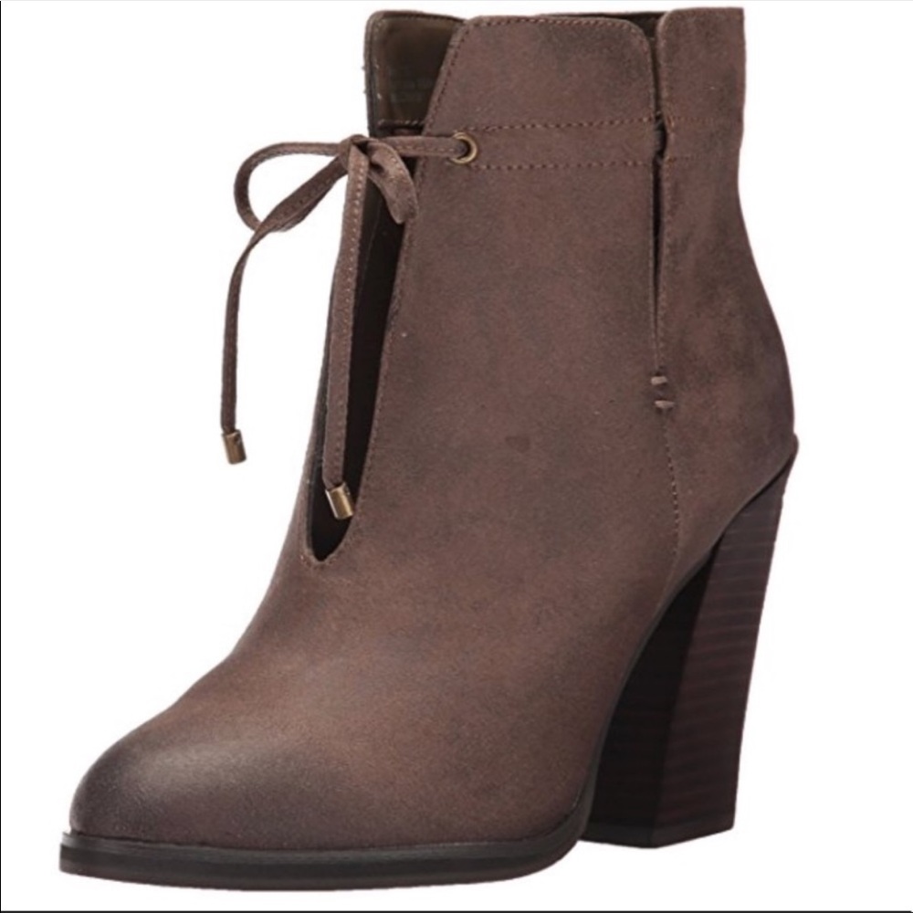 Vintage Distressed Rust Front V Split Ankle Boot - Picture 3 of 5